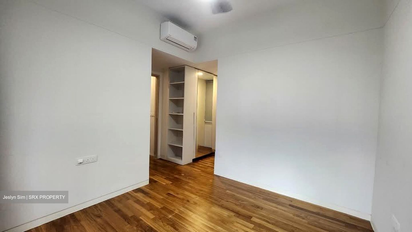 Village @ Pasir Panjang (D5), Condominium #539094511